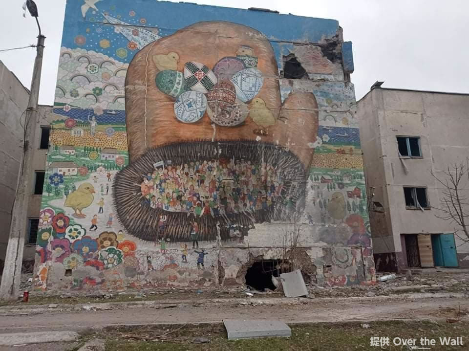 しかし、ロシアの砲撃により壁画は破壊